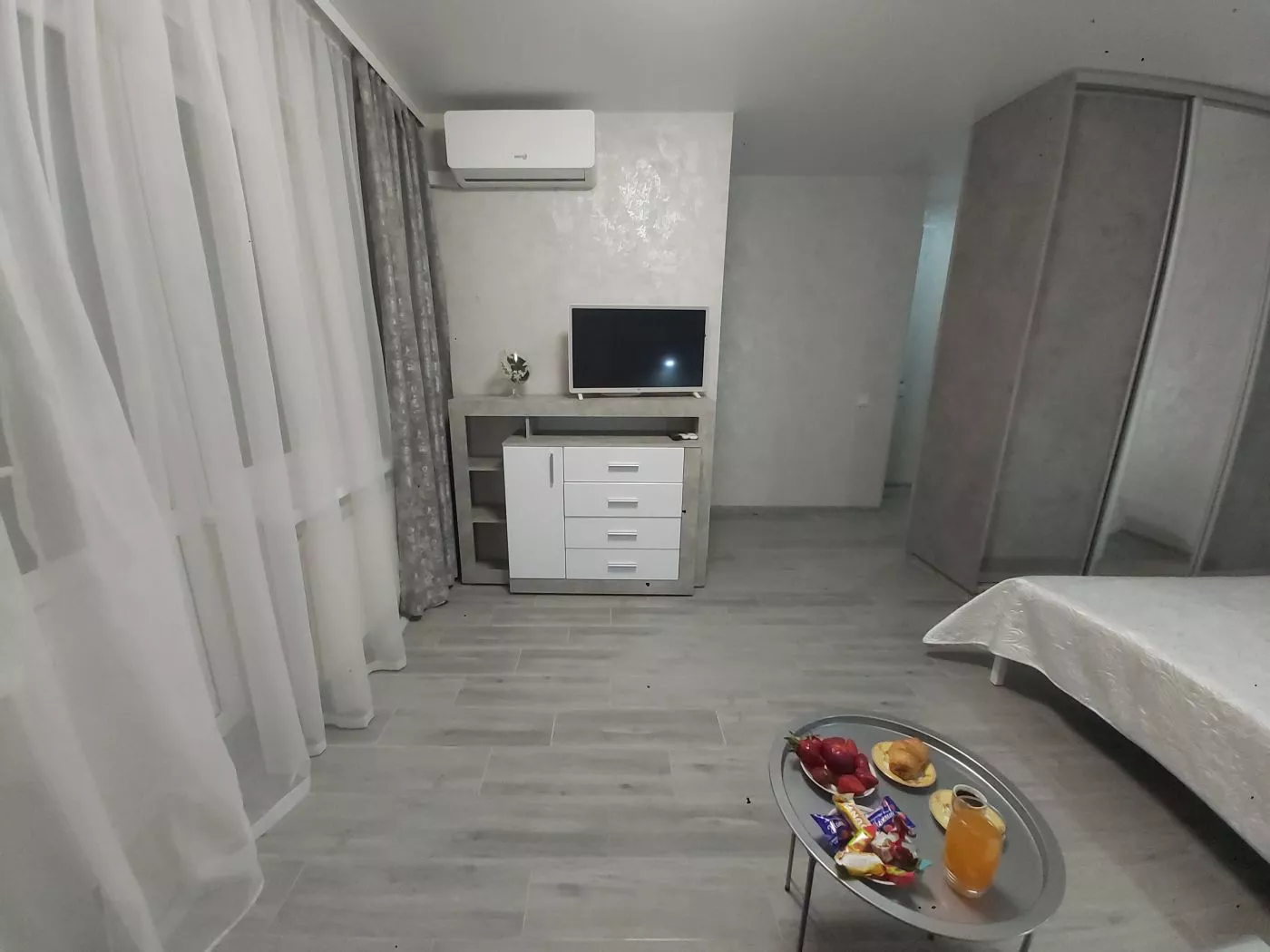 . Квартира в многоквартирном доме в центре Адлера. Адлер . Квартира в многоквартирном доме в центре Адлера. Адлер