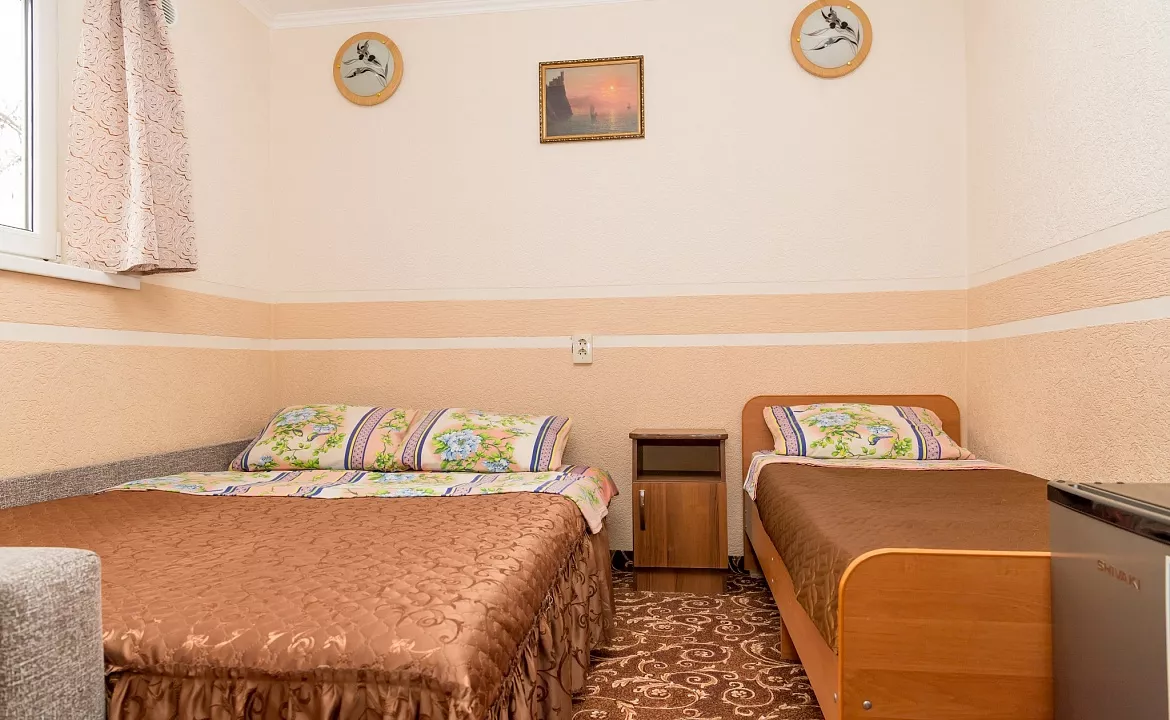 Трехместный номер эконом класса. Гостевой дом "Ника" - Анапа. Анапа Трехместный номер эконом класса. Гостевой дом "Ника" - Анапа. Анапа