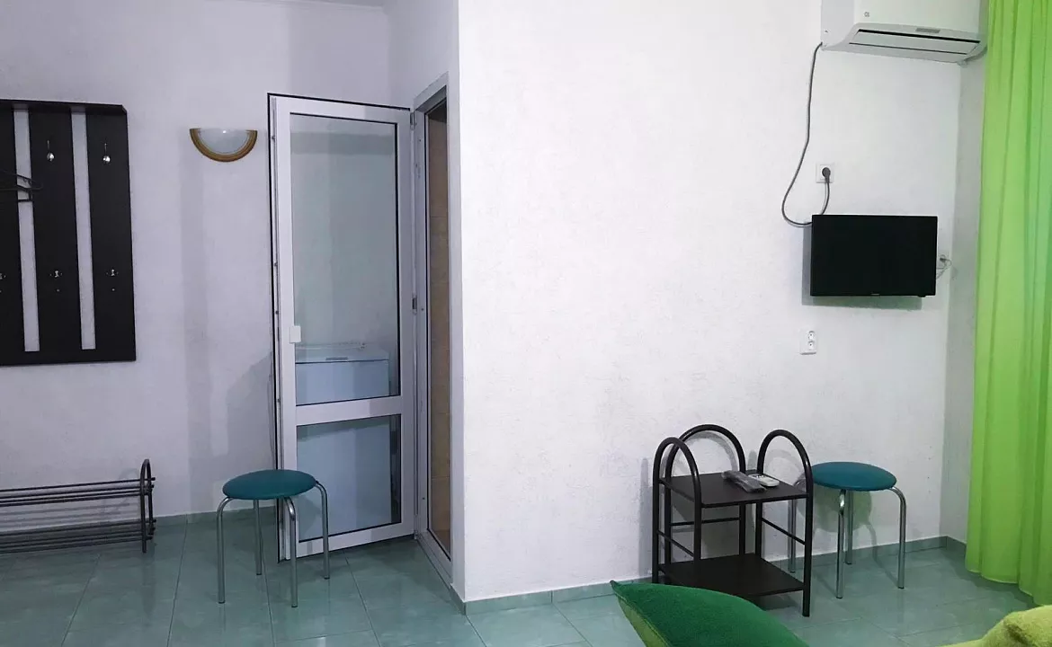 Семейный. Гостевой дом Лайт Бриз Кучугуры. Кучугуры