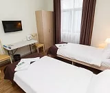 Комната в 3-комнатном номере с общей ванной, корпус В. Отель "Rosa Ski Inn" . Комната в 3-комнатном номере с общей ванной, корпус В. Отель "Rosa Ski Inn" .
