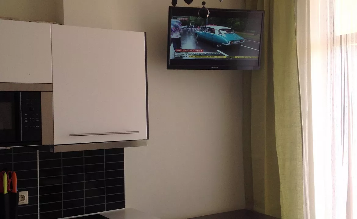 Полулюкс для двоих с видом на море. Квартира в многоквартирном доме Аппартаменты «Премьера». Чайка