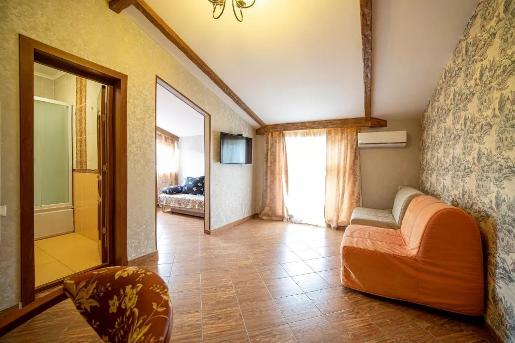 Люкс с 3 спальнями. Отель Атмосфера. Кабардинка Люкс с 3 спальнями. Отель Атмосфера. Кабардинка