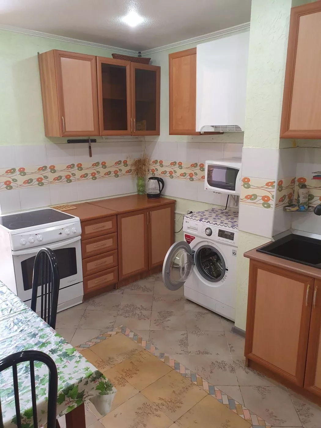 . Квартира в многоквартирном доме Двухкомнатная квартира Кольцевая 2. Квартиры в Лазаревском