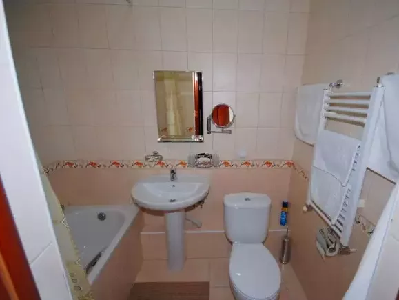 «Стандарт». Отель «Националь». Домбай-гостиницы