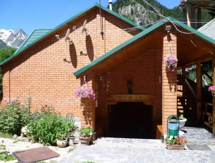 . Гостиница «Стелла». Домбай-гостиницы