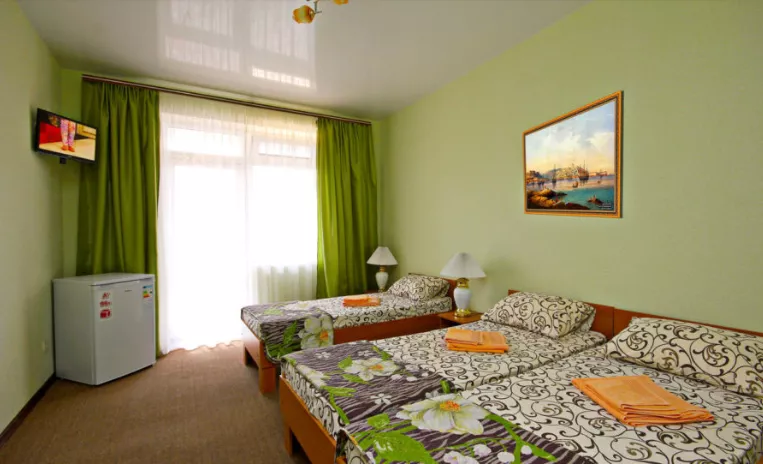 3-Х Местный. Семейный гостевой дом Лимпопо. Саки