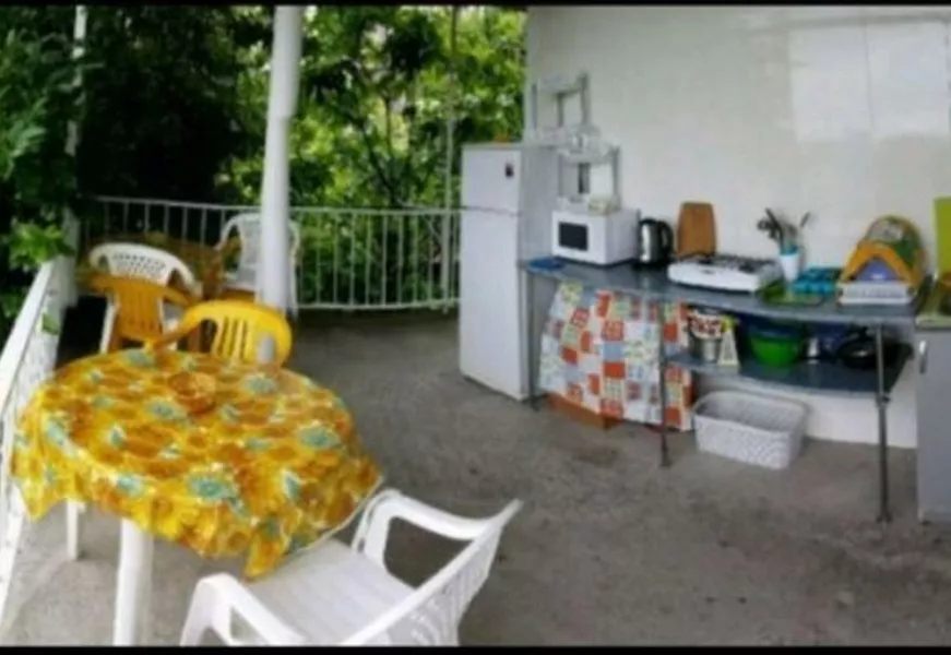 . Гостевой дом "У Юлии" . Лазаревское