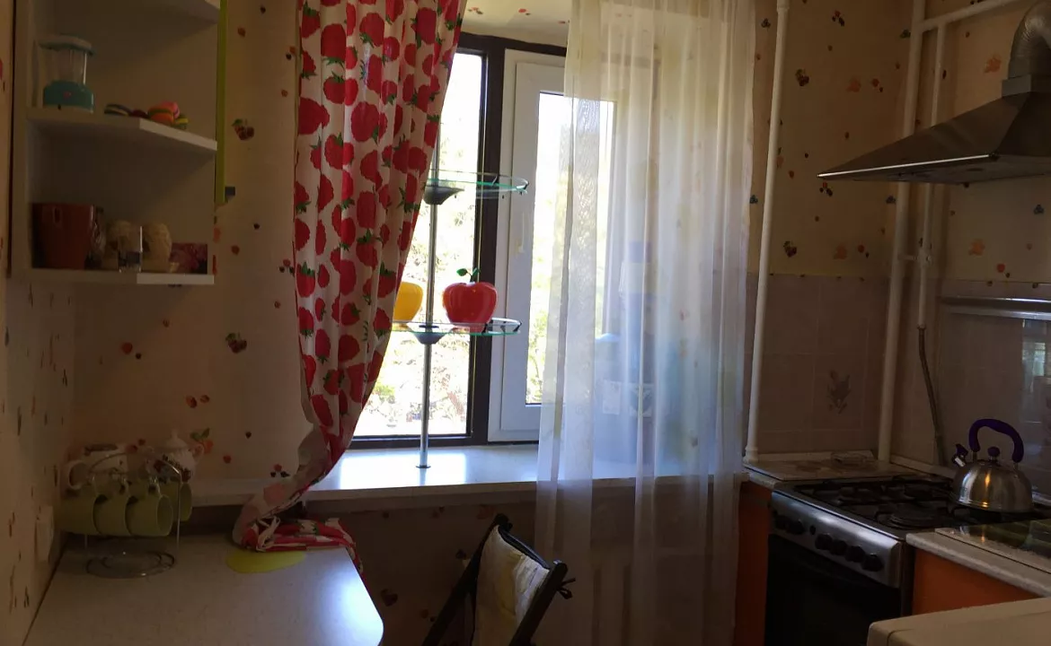 Квартира под ключ. Квартира в многоквартирном доме Островского 19. Геленджик