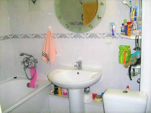 . Квартира в многоквартирном доме Сдам шикарную квартиру для отдыха!. Алушта