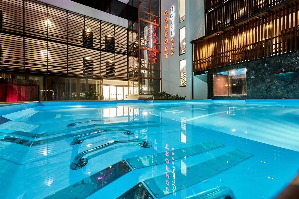 . Отель "КОМФОРТ". Сухум