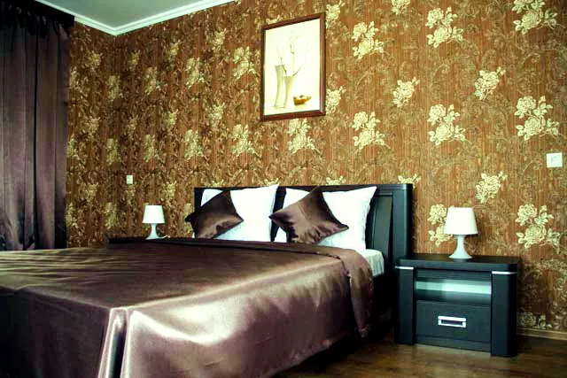 2-х комнатный номер, с балконом, с видом на горы/на море . Отель "ПОСЕЙДОН". Гагра