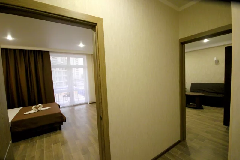 Двухкомнатный люкс с балконом. Отель "Palma Soneta" . Верхнее Джемете Двухкомнатный люкс с балконом. Отель "Palma Soneta" . Верхнее Джемете