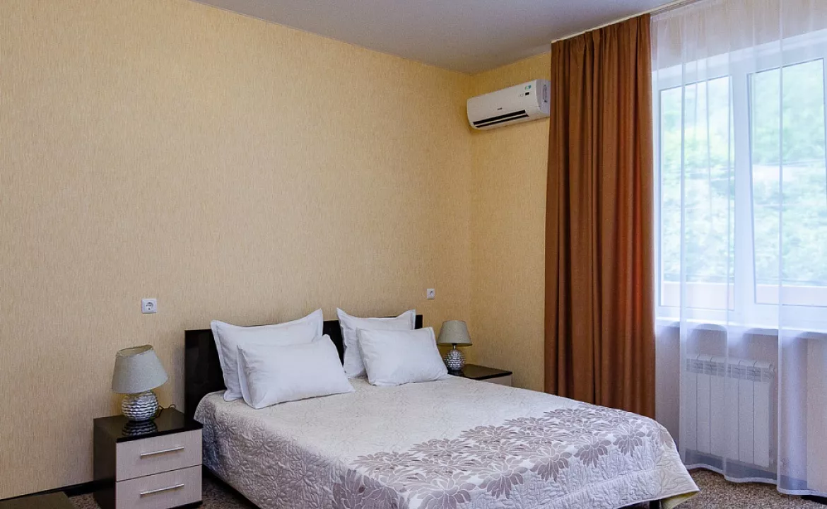 3-х местный номер . Гостевой дом "Адмирал" - Небуг. Небуг