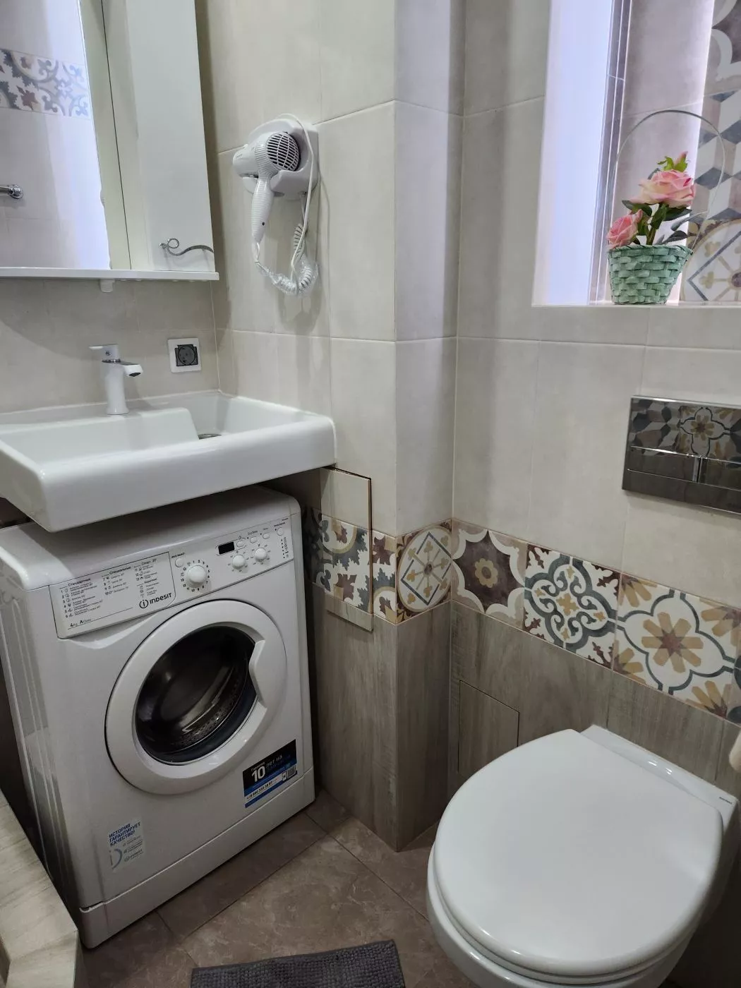 . Квартира в многоквартирном доме Сан Хилс. Небуг