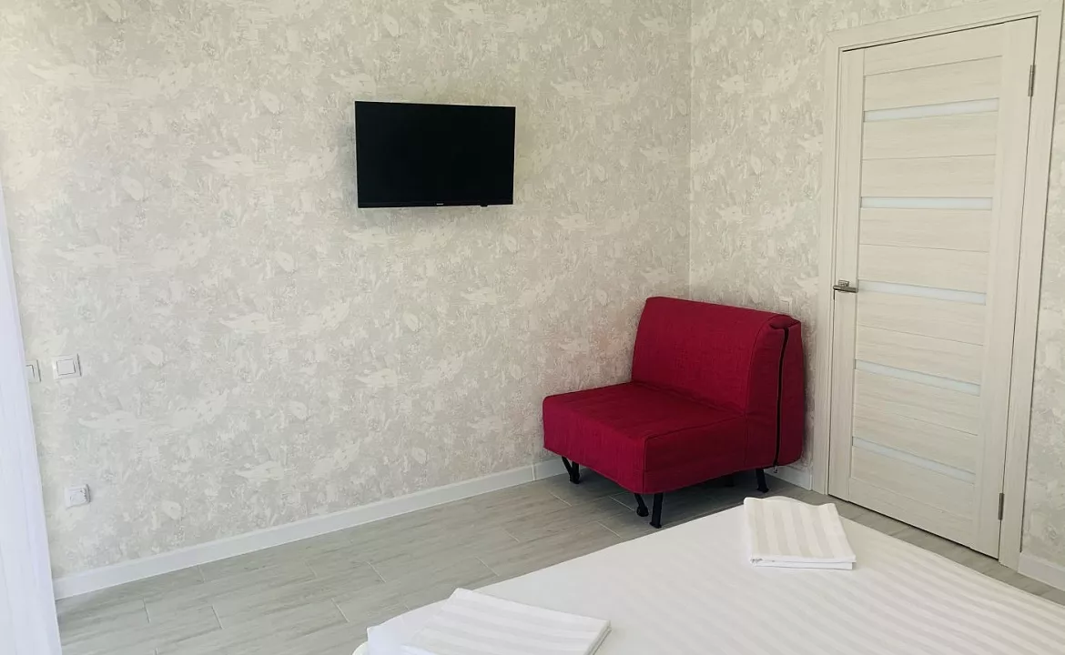 Трёхместный номер. Гостевой дом Valeri. Джубга