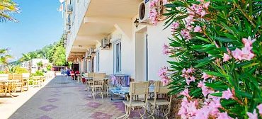 Гостиница Тёплый берег