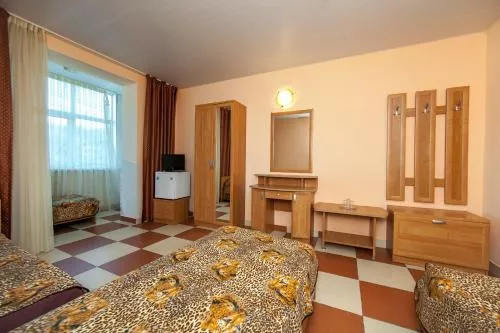 4-х местный номер. Гостевой дом "Маяк" - Вардане. Вардане