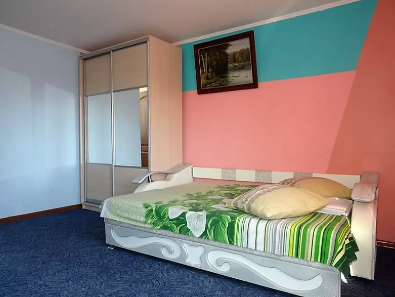 Этаж под ключ. Этаж под ключ "Ариадна" . Евпатория