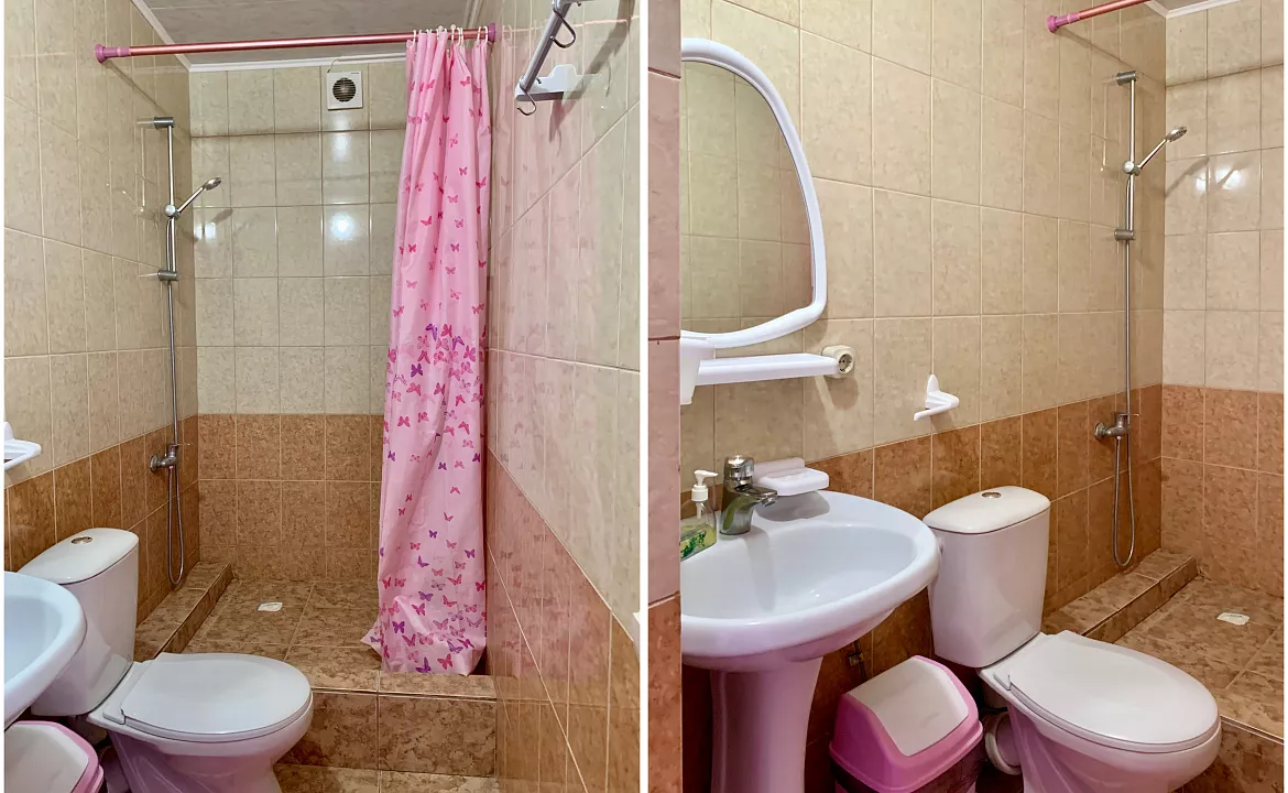 3-х местный ЛЮКС. Гостевой дом Калина. Гагра