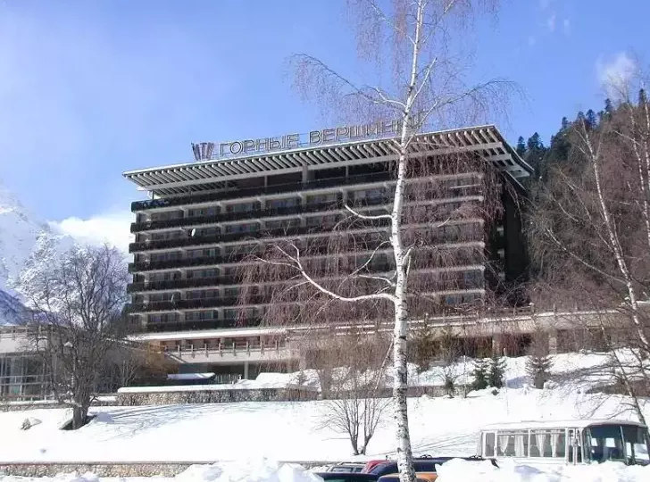. Гостиница «МТЦ Горные вершины». Домбай-гостиницы