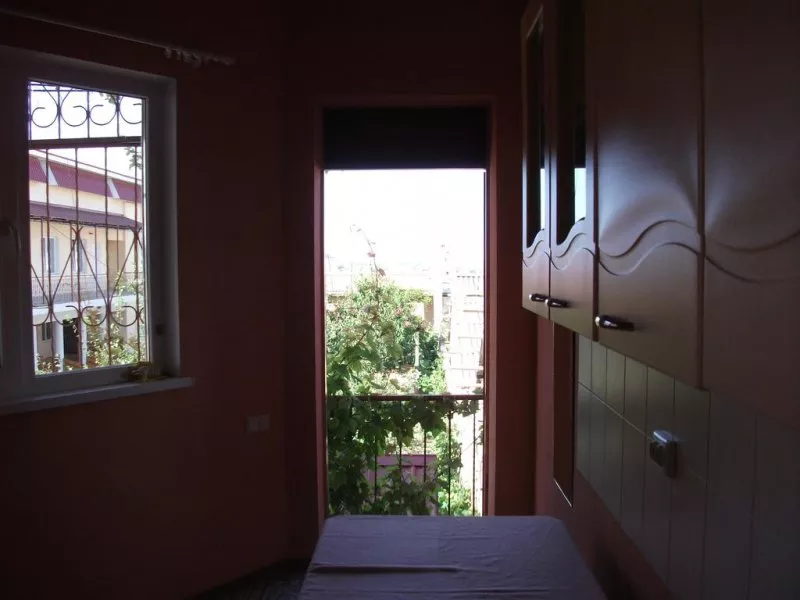 Двухместный номер с 2 отдельными кроватями и видом на море. Гостевой дом "Идиллия". Заозерное