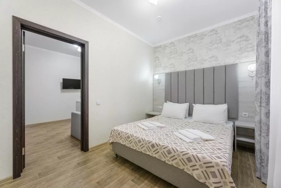 4-х местный, 2-х ком Люкс с балконом. Отель White Hotel. Витязево