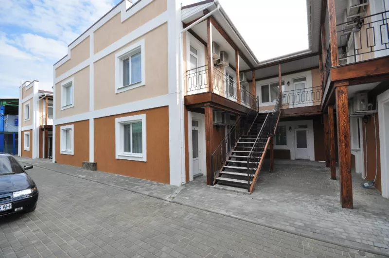 . Мини-пансионат «У моря». Штормовое