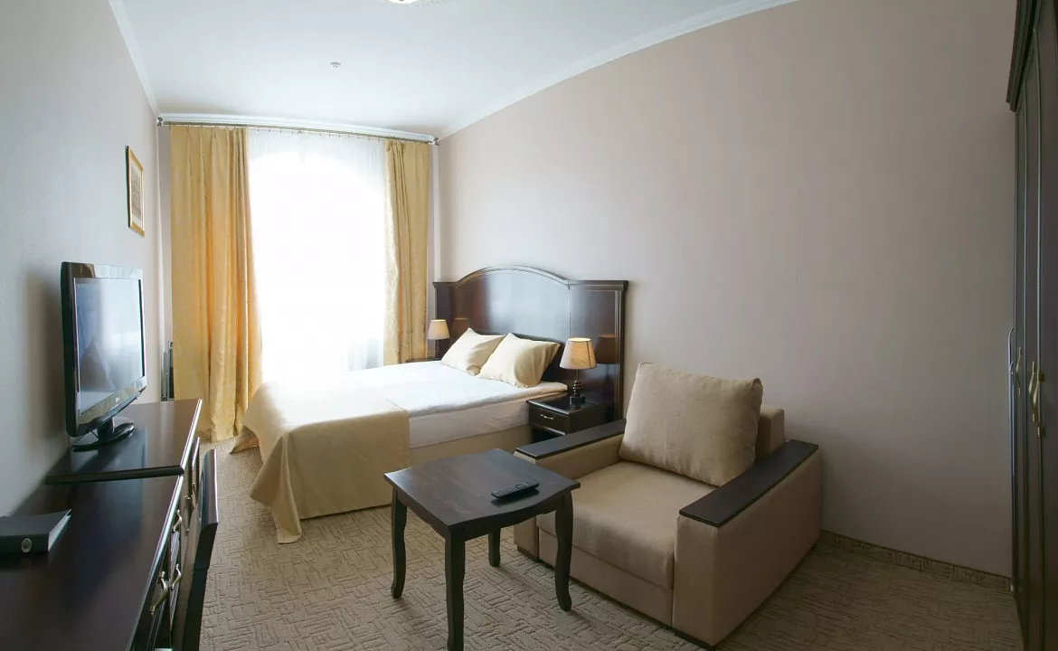 Номер Комфорт с 1 двуспальной кроватью или 2 односпальными кроватями. Отель "Вилла Голубой залив". Симеиз