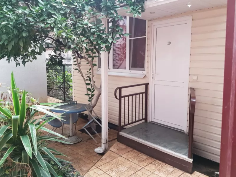 . Гостевой дом "Уютный дворик". Гагра