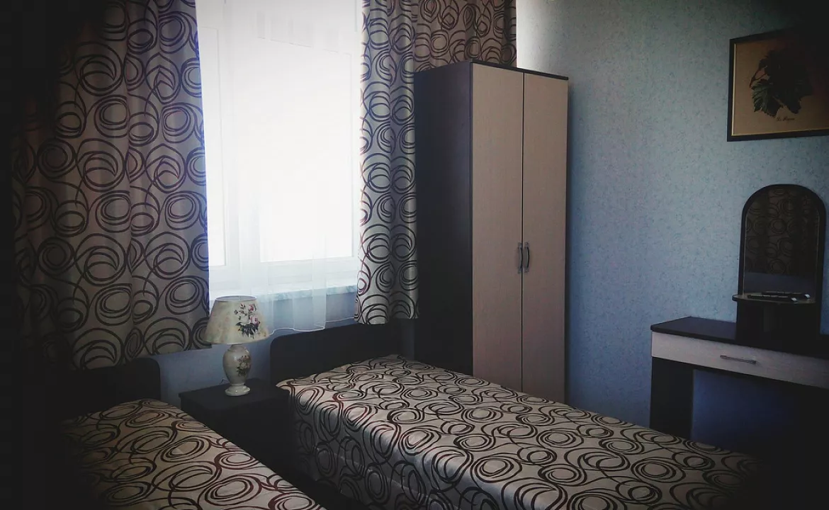 Отдельно стоящий 2-х этажный коттедж. Гостиница Приазовочка. Ейск Отдельно стоящий 2-х этажный коттедж. Гостиница Приазовочка. Ейск