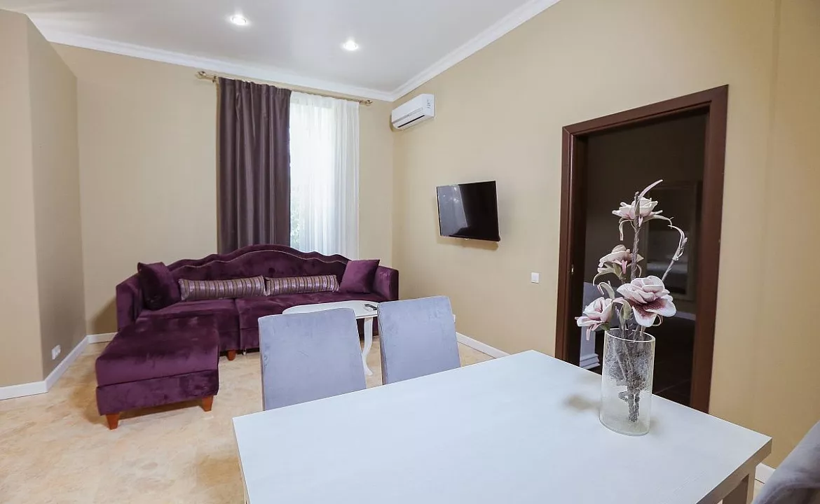 Апартаменты - Четырехместный трехкомнатный номер. Отель «Абаата». Гагра