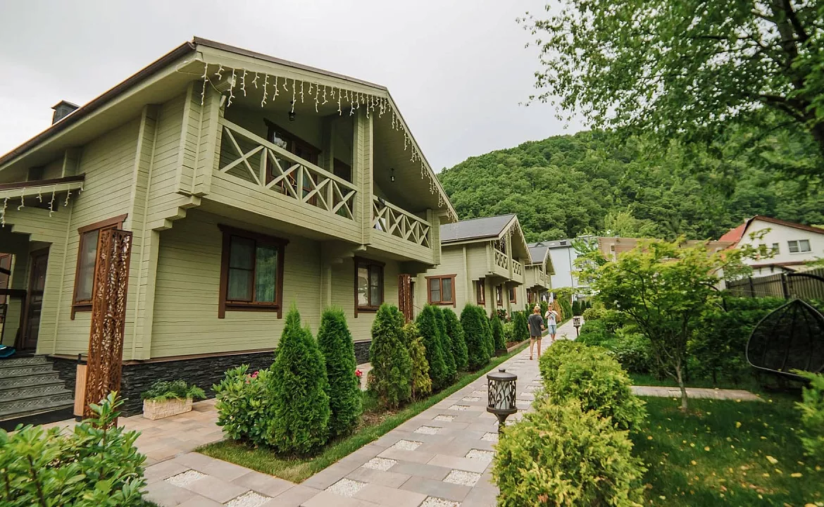 Шале - горные резиденции. Отель «HILLS POLYANA». Красная Поляна