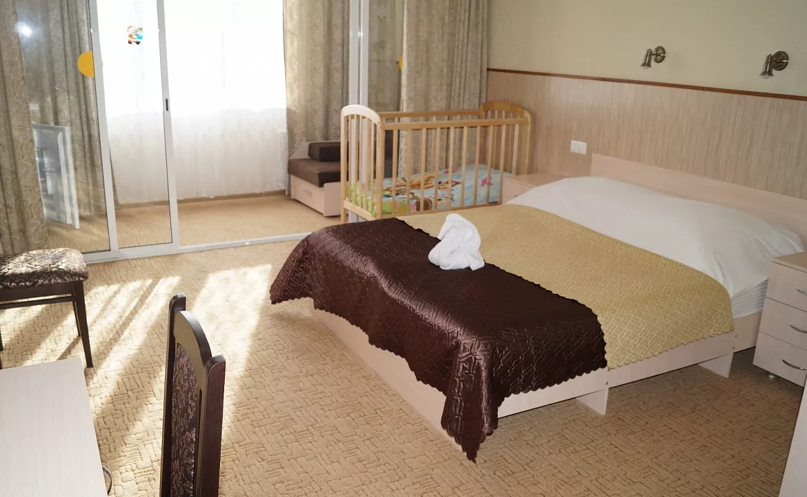 Номер люкс. Гостиница Номер люкс на Пирогова. Сочи