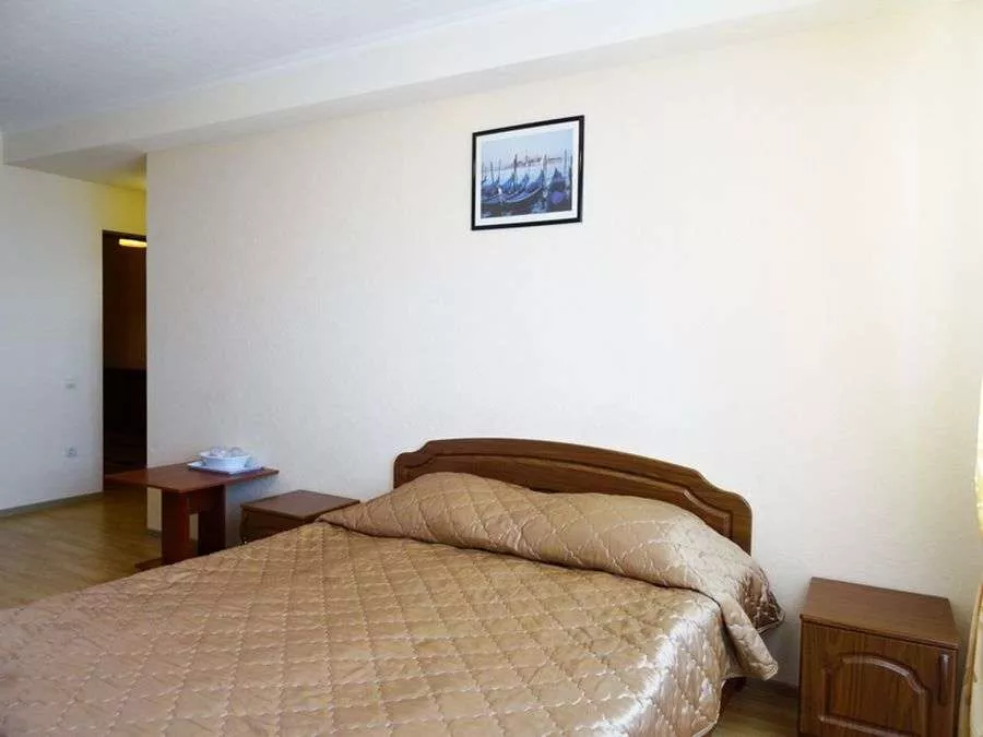 . Гостиница "Милана". Лазаревское