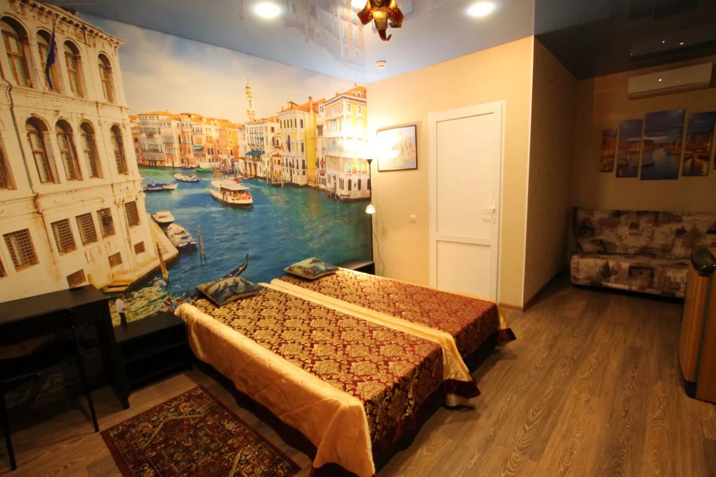 . Гостевой дом Вокруг света . Ейск