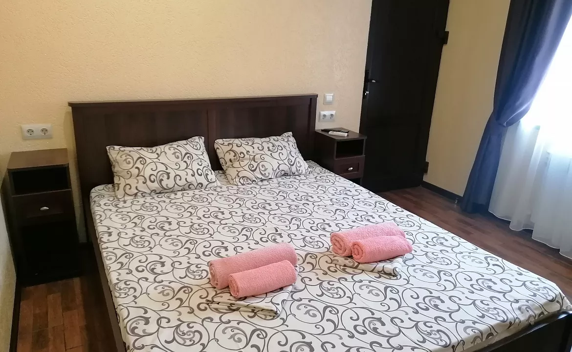 Стандарт 3х местный . Гостевой дом На Халтурина. Геленджик