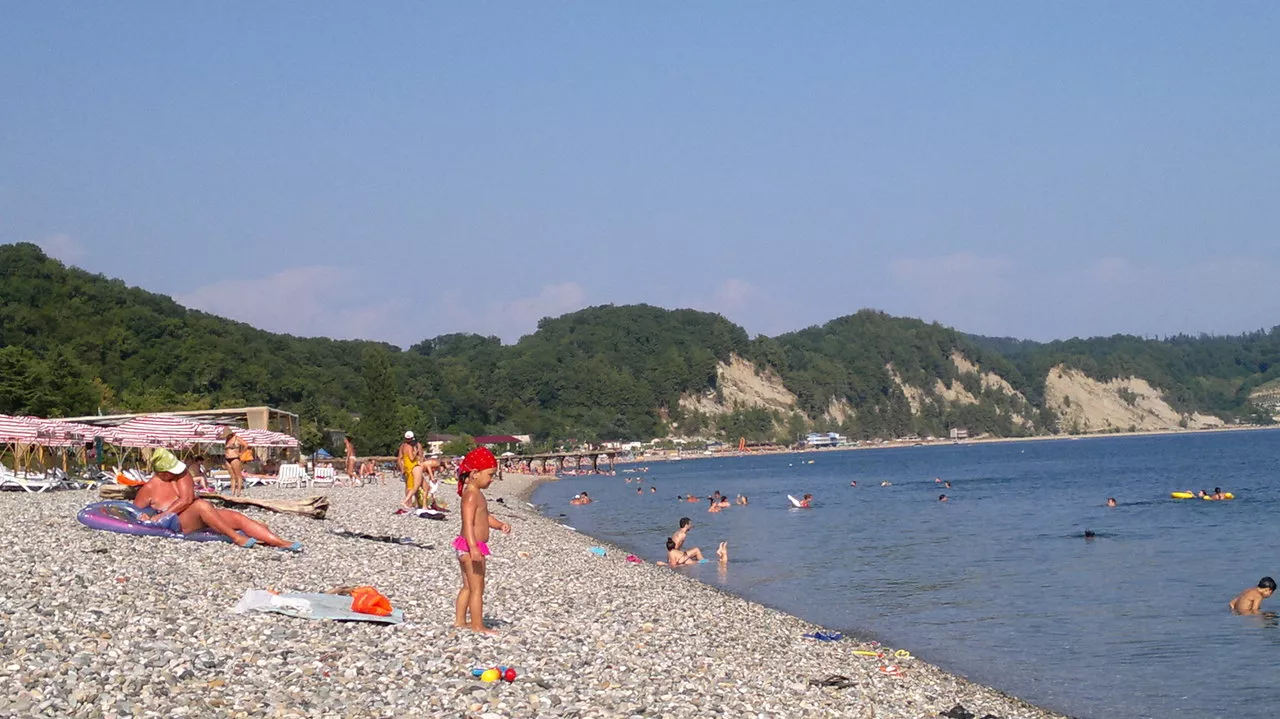 . Квартира в многоквартирном доме 2к квартира на ГосДаче в Новом Афоне. Море 5 мин    . Новый Афон