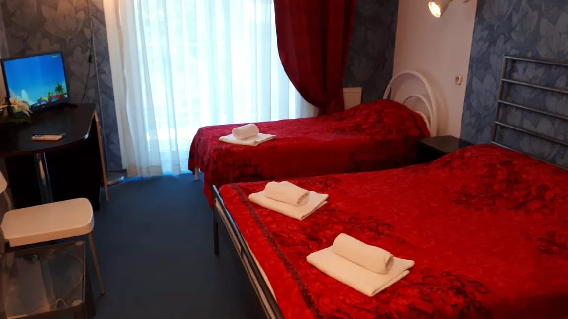 . Гостиница "Парадиз". Ольгинка