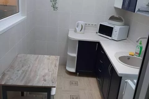 Двухкомнатный с миникухней на 5 человек. Гостиница «Жемчужина». Архипо-Осиповка