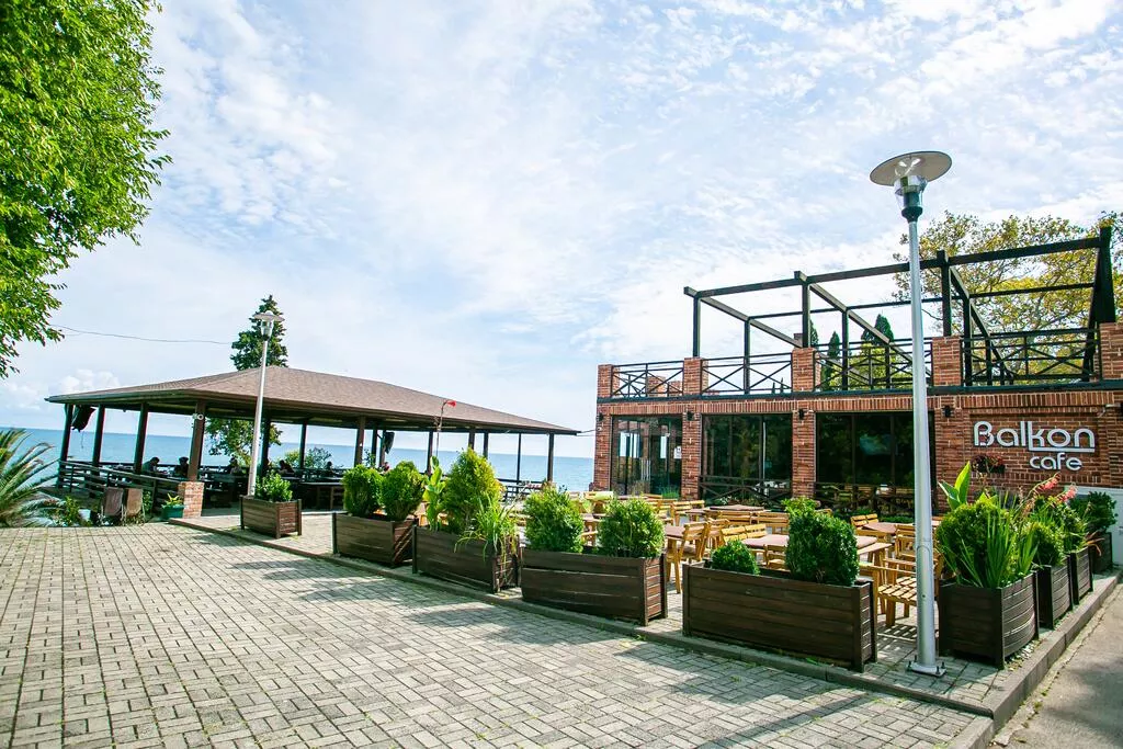 . Гостиница SanZazila. Гудаута