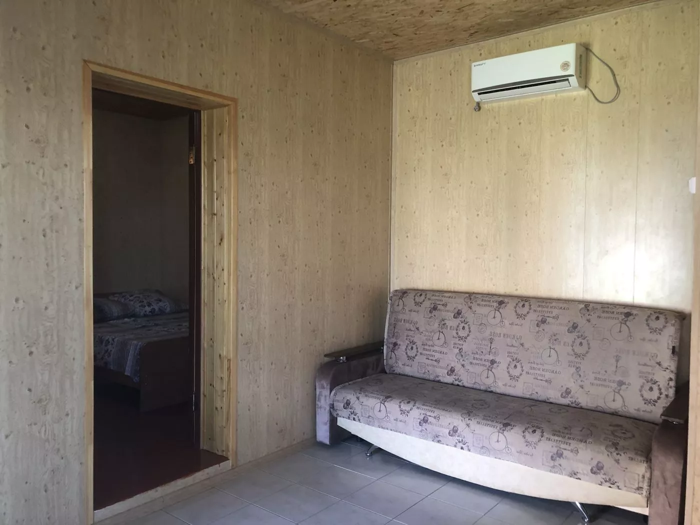 . Гостевой дом "У Владимира". Должанская