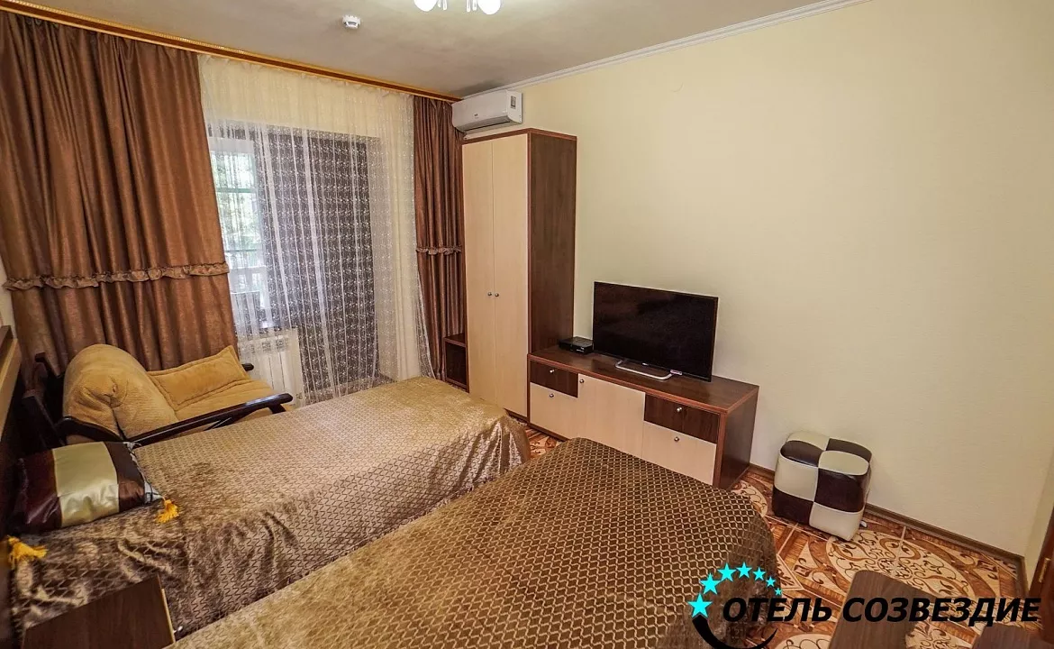 Семейный Люкс. Отель Созвездие. Якорная Щель