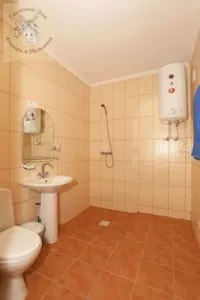 Двухместный номер на 3 этаже. Гостевой дом "Фонарь и Мельница". Береговое