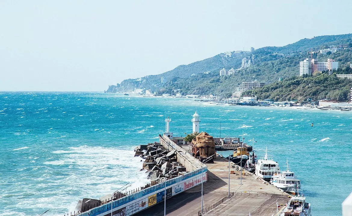 De Luxe. Отель "Бристоль". Ялта