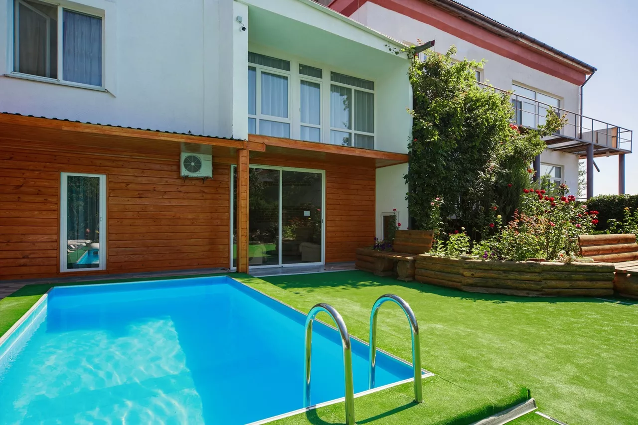 . Гостевой дом «Солоха». Мирный