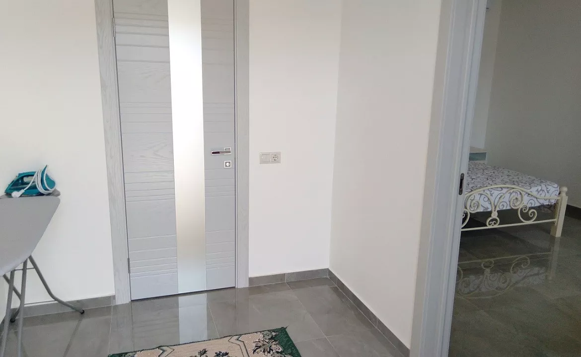 Апартаменты двух комнатные с собственной кухней. Гостевой дом Aleksa. Кабардинка