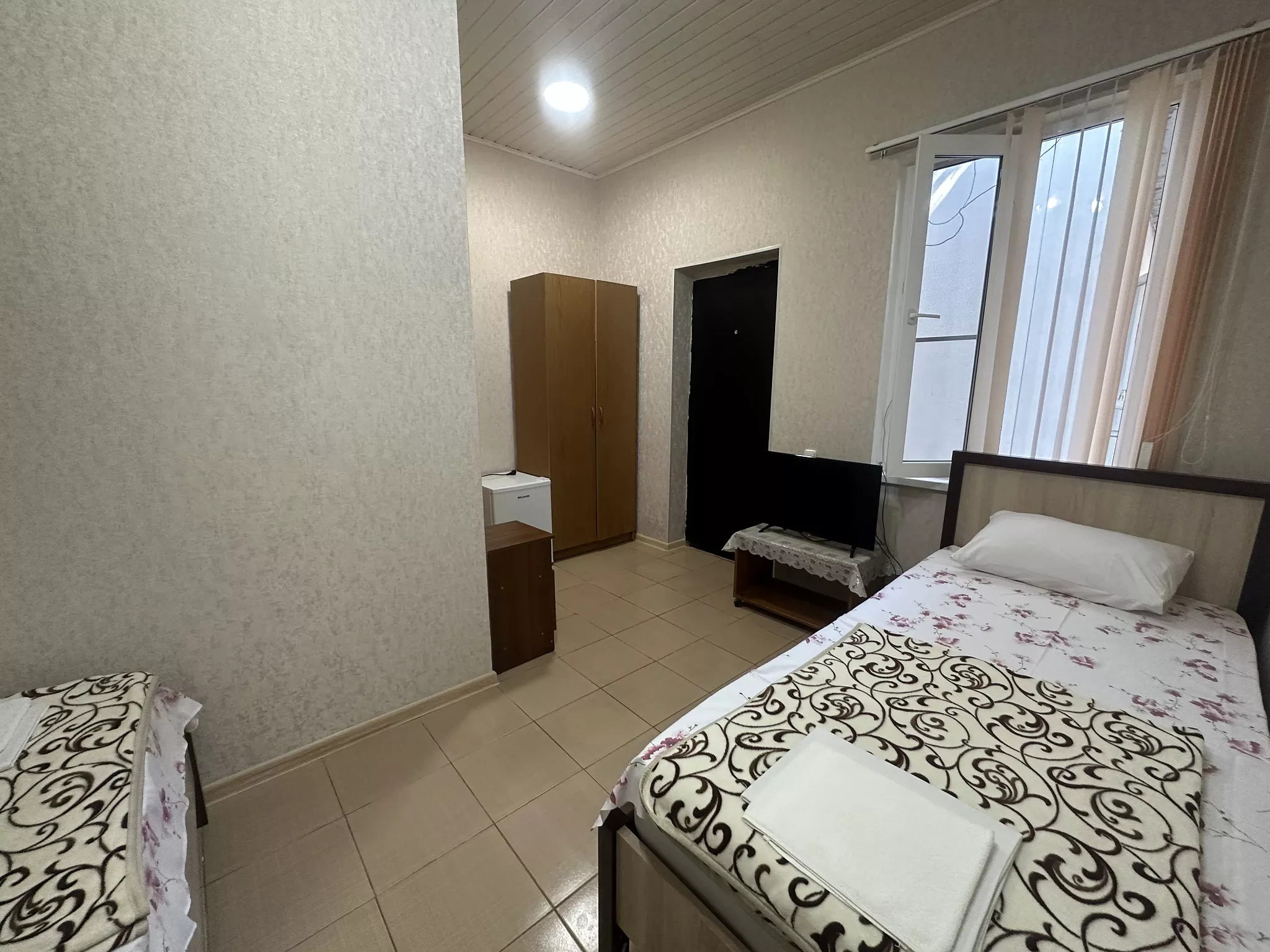 . Гостевой дом Надежда в Гаграх. Гагра