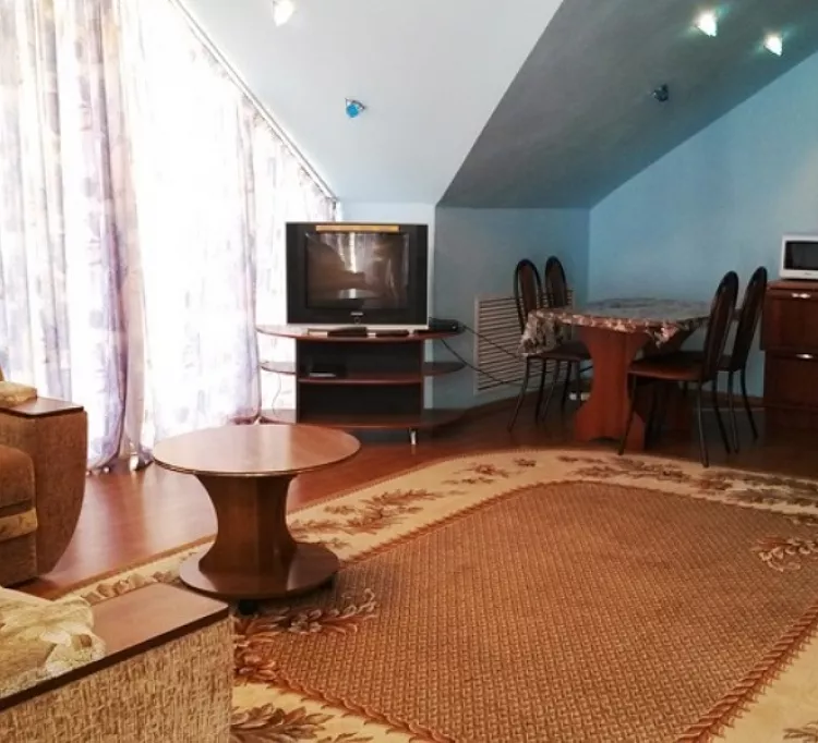 Люкс. Гостевой дом Золотой ключик. Голубицкая