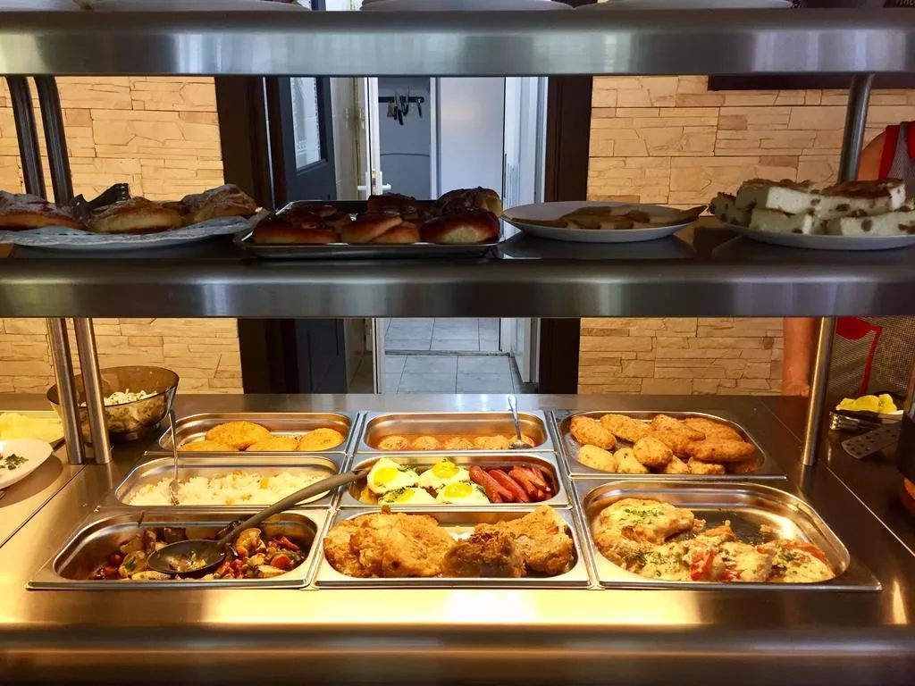 . Отель "Браво" в Ольгинке        . Ольгинка