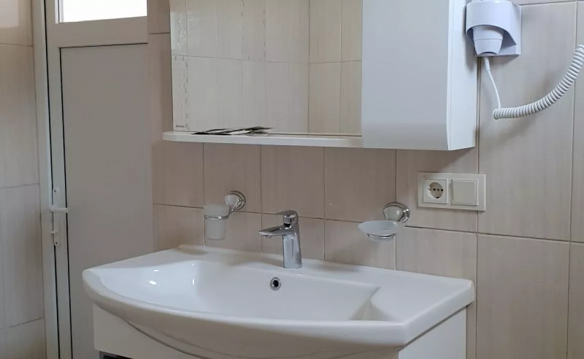 Двухкомнатный VIP № 55. Гостевой дом "Рай". Алушта